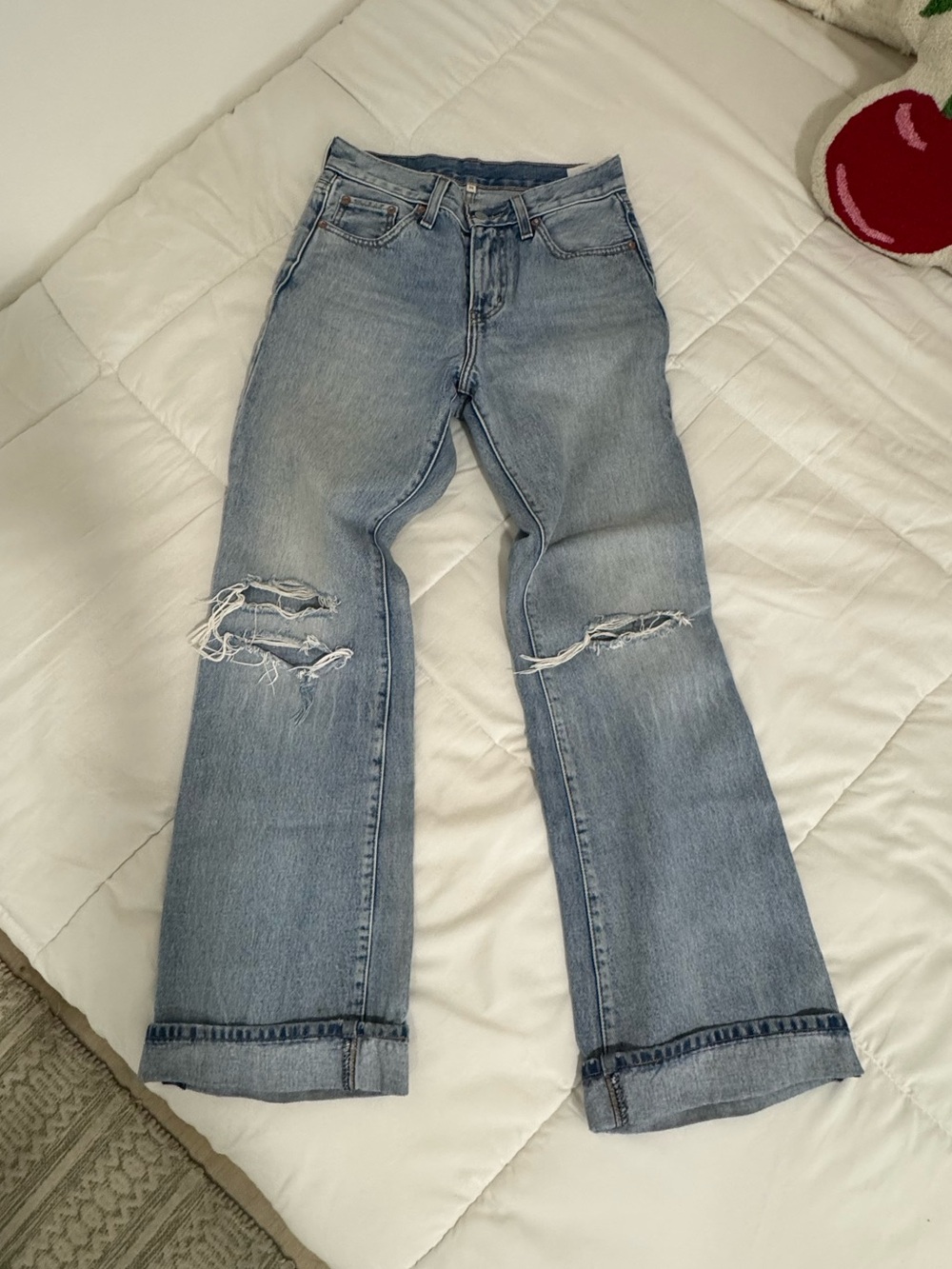 Light Blue Distressed Women's Jeans